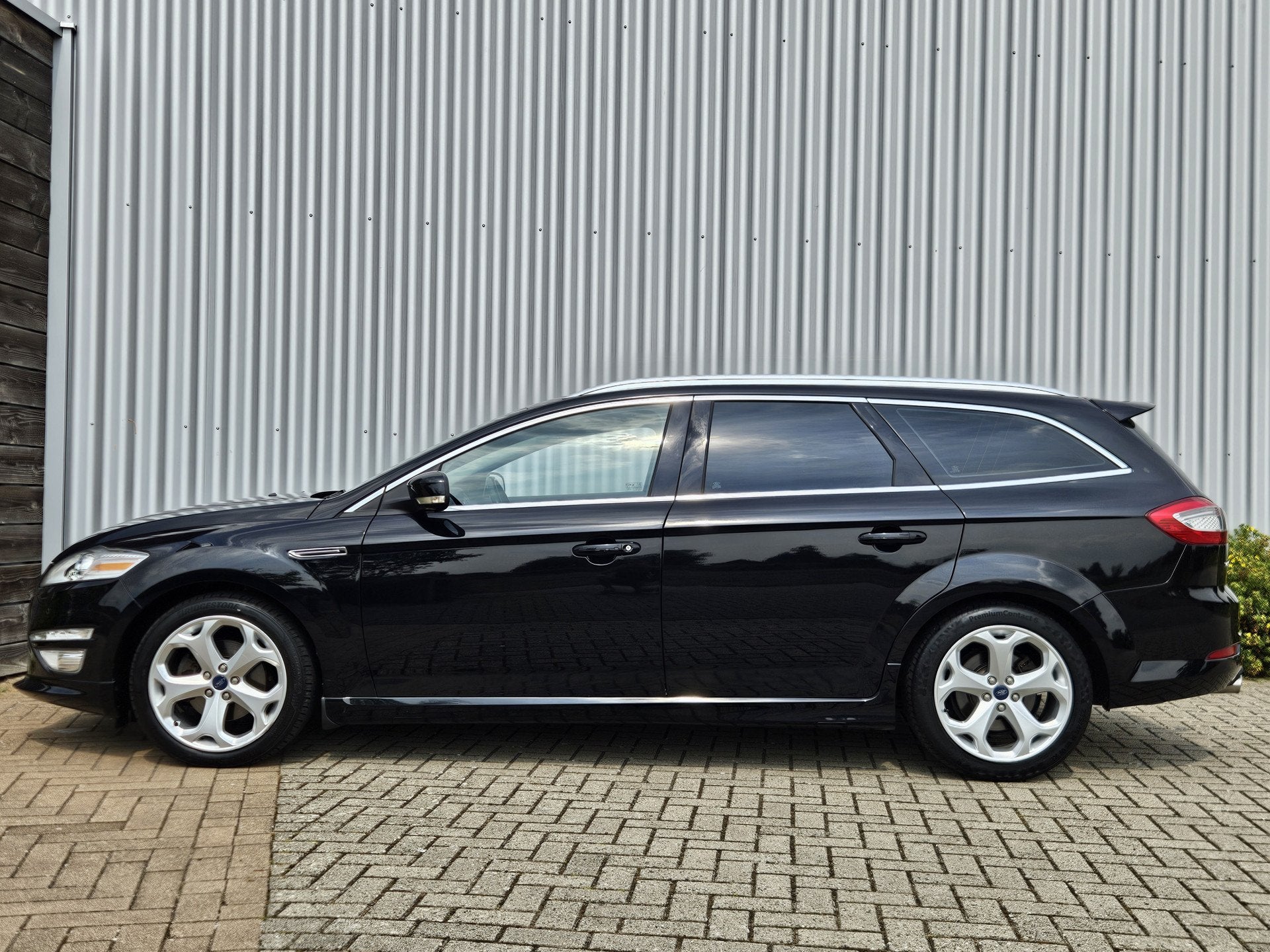 Ford Mondeo Wagon 2.0 Titanium / Stoelverwarming / 203pk!, Euro 5, Stof, Gebruikt, Zwart