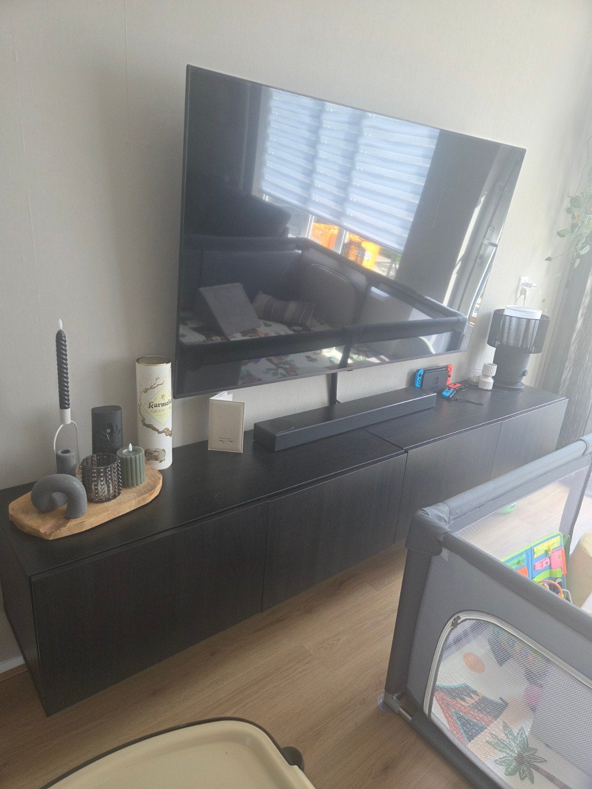 2x Ikea tv kast met muurbevestiging, Ophalen, 25 tot 50 cm, Minder dan 100 cm