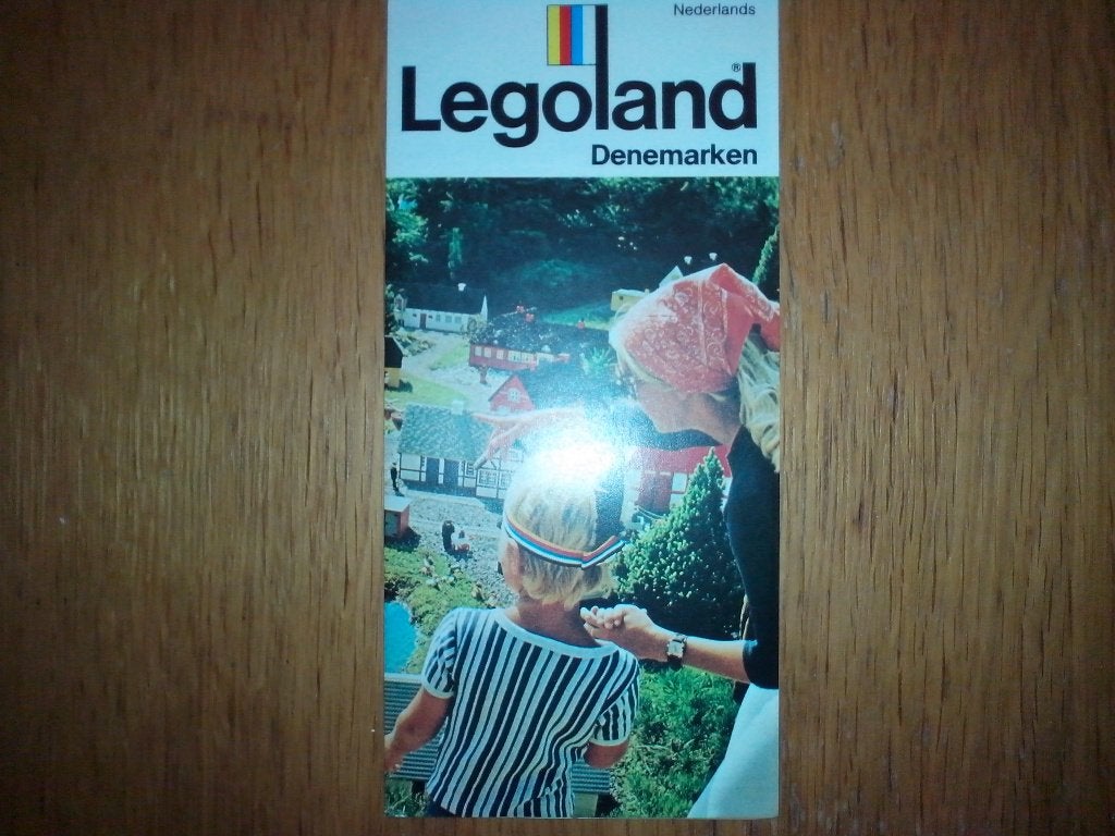 3x Lego brochures folders: Legoland 1976 DK + GB + Duitsland, Ophalen of Verzenden, Zo goed als nieuw, Lego