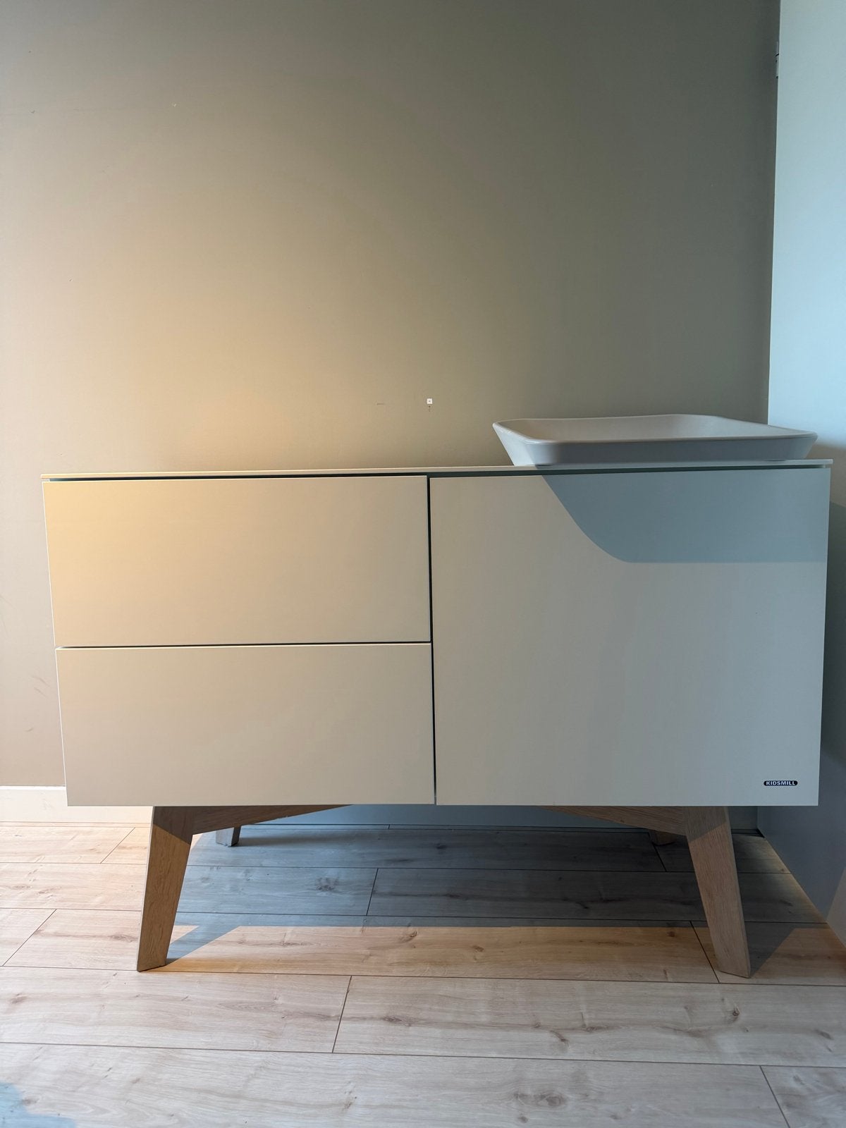 Kidsmill Commode met lade en kast - Zo goed als nieuw, Kinderen en Baby's, Ophalen, 50 tot 70 cm, Zo goed als nieuw, 75 tot 100 cm