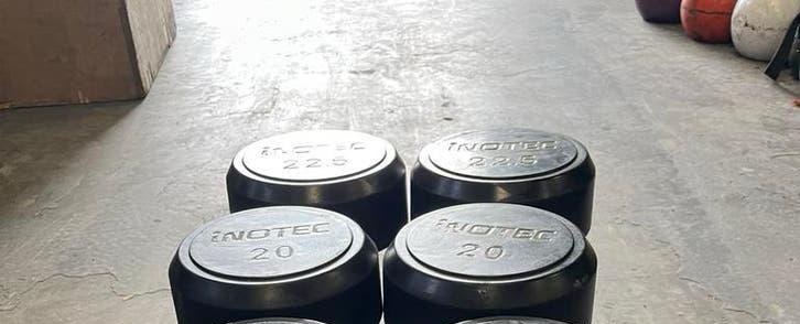 Inotec dumbbells 20-22,5 kg rubberen gewichten set, Dumbbell, Gebruikt, Inotec, Gewichten