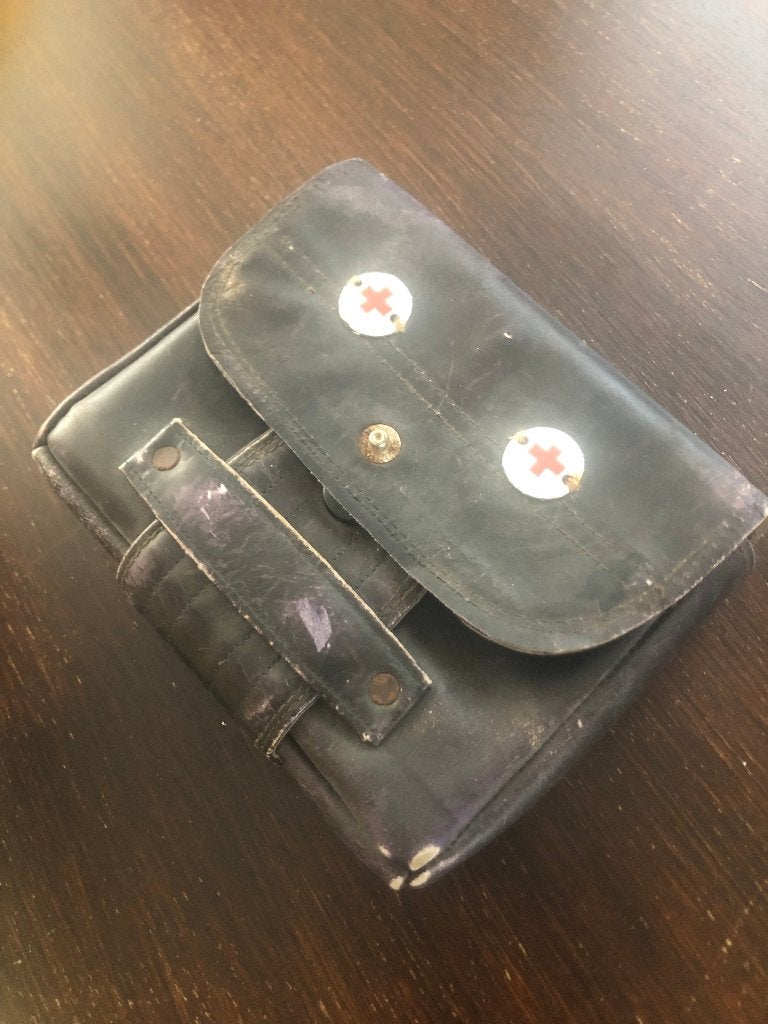 Te RUIL/KOOP aangeboden EHBO tasje WO2, Ophalen, Landmacht, Nederland, Overige typen