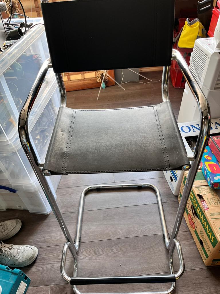 Tubular Steel Bauhaus Bar Stool., Ophalen, 60 tot 90 cm, Leer, Zo goed als nieuw