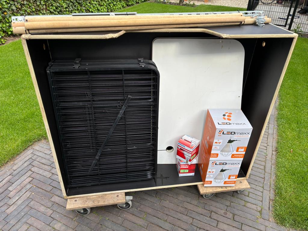 Complete honden kraamkamer, werpkist met toebehoren., Ophalen, 110 cm of meer, Minder dan 65 cm, Hondenhok