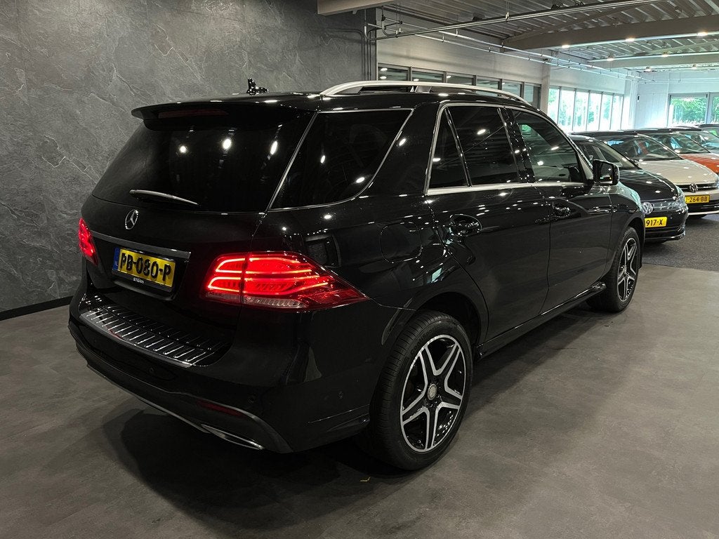 Mercedes-Benz GLE-klasse 350 d 4MATIC 258 PK AMG PANO LED, Auto's, Automaat, 2950 kg, 15 km/l, Gebruikt