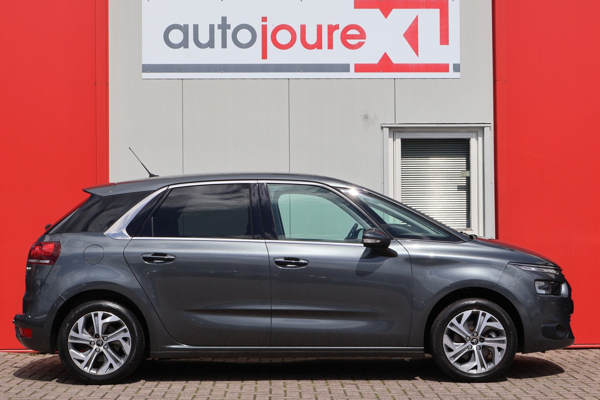 Citroën C4 Picasso 1.6 THP Intensive (bj 2014), Auto's, Voorwielaandrijving, Stof, Gebruikt, Zwart