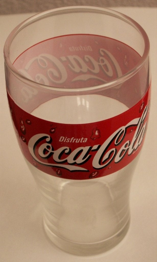 Coca Cola glas Disfruta Coca-Cola rond logo met ijs  Spanje, Minder dan 80 cm, Minder dan 80 cm, Nieuw, Ophalen of Verzenden
