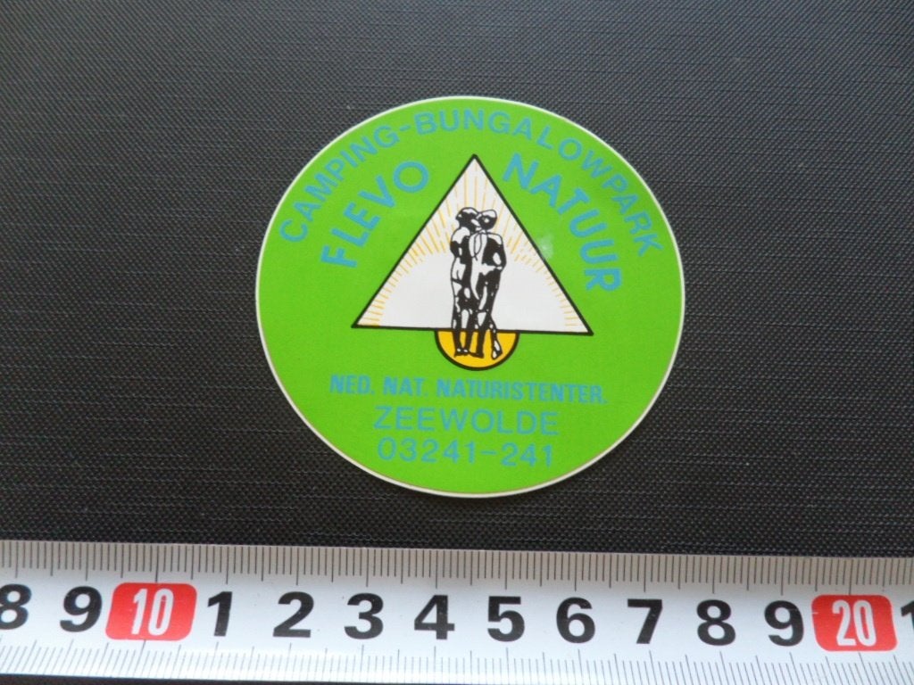 sticker Zeewolde Camping Bungalowpark FLEVO NATUUR Naakt, Ophalen, Zo goed als nieuw