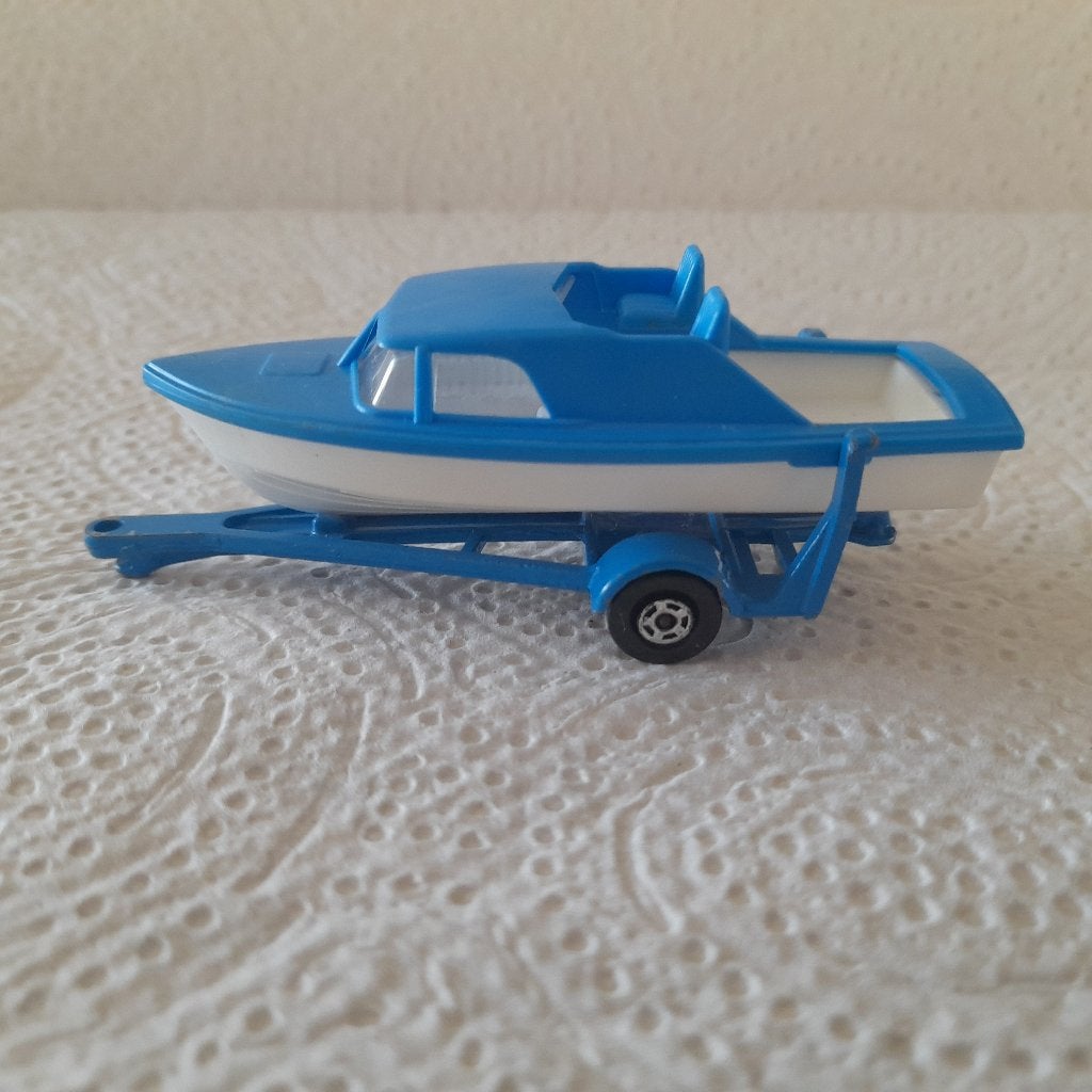 Matchbox Speedboat on 1st type superfast trailer. ZGAN., Hobby en Vrije tijd, Ophalen of Verzenden, Zo goed als nieuw, Overige typen