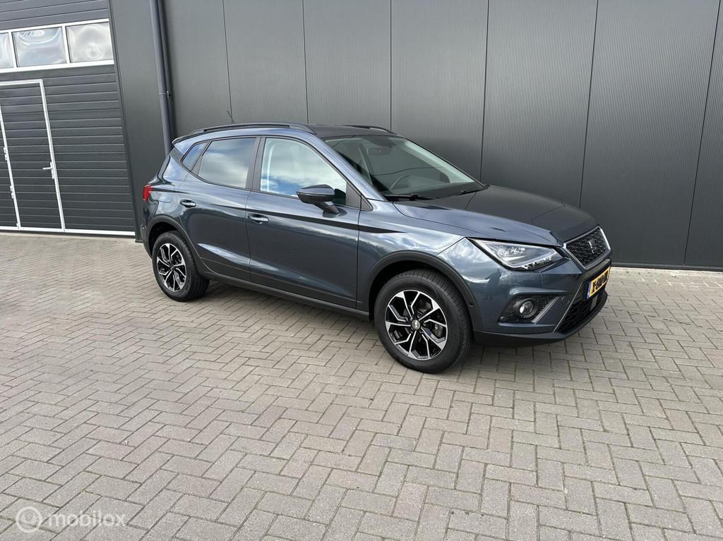 Seat Arona 1.0 TSI Style Automaat Carplay Camera Led, Auto's, Parkeersensor, 116 pk, 49 €/maand, Bedrijf