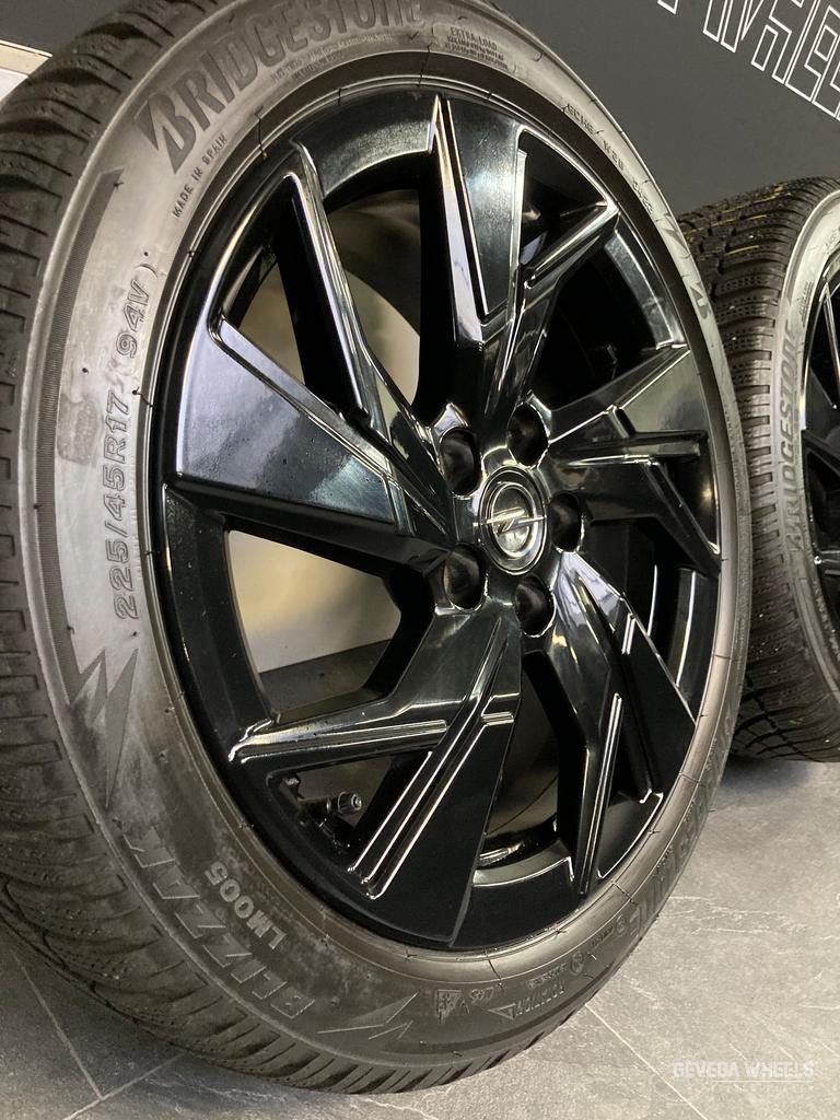 17” originele Opel Astra L velgen + winterbanden 5x108 98432, Gebruikt, -, -, Banden en Velgen