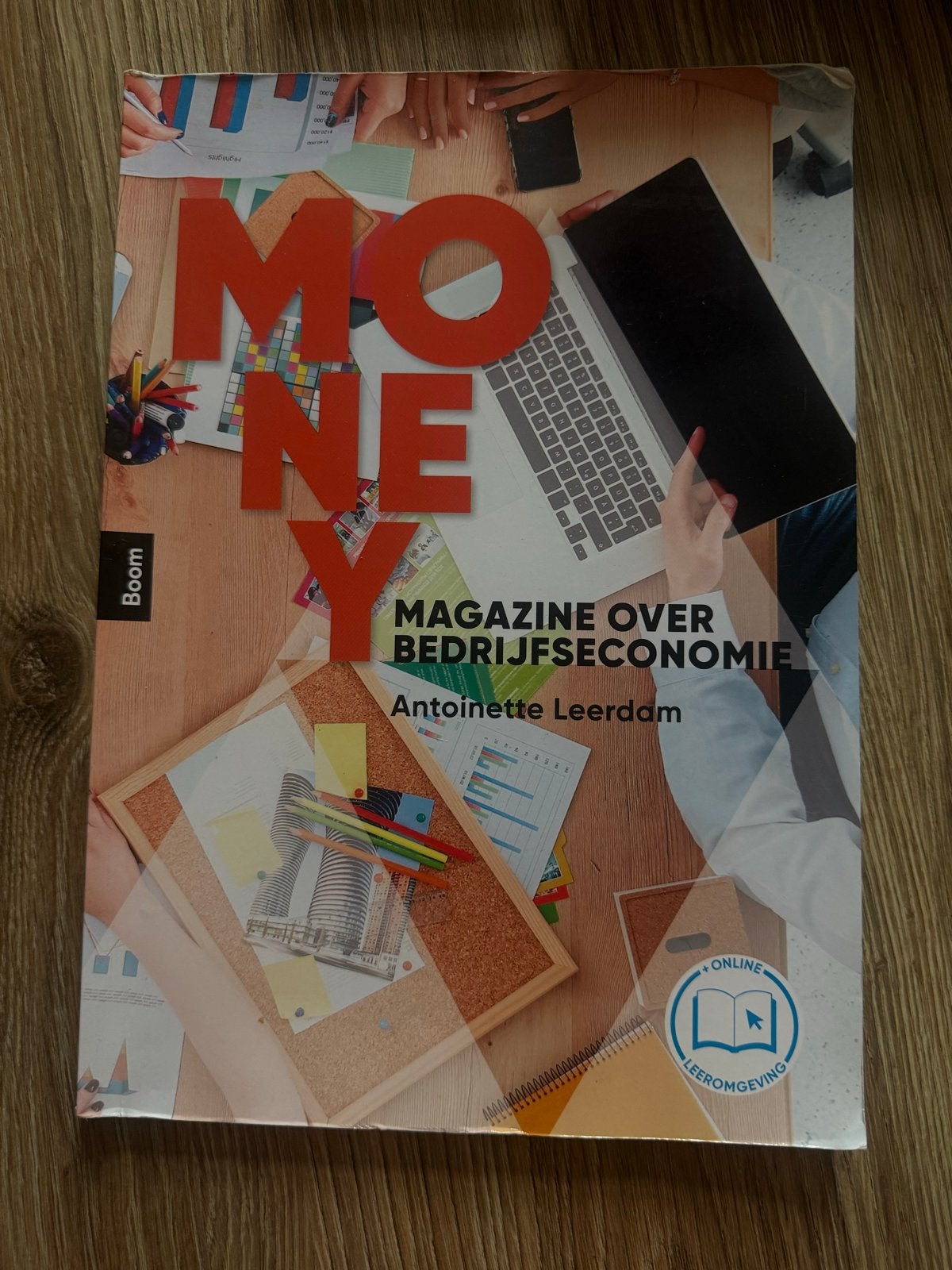 Money: Magazine over Bedrijfseconomie - Antoinette Leerdam, Ophalen of Verzenden, Gamma, Zo goed als nieuw, HBO