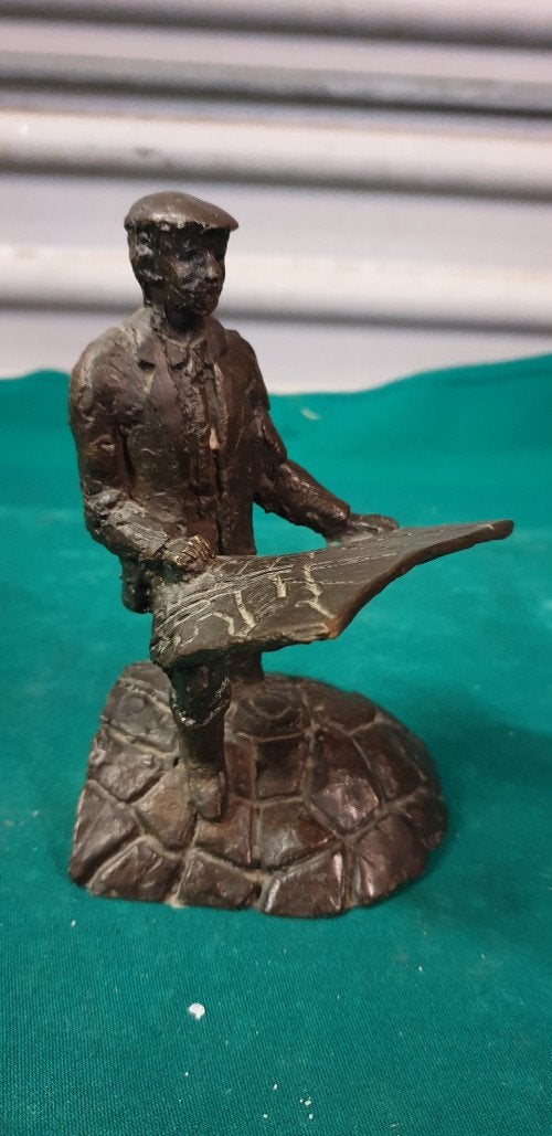beeld lezende man van brons, Verzamelen, Ophalen of Verzenden