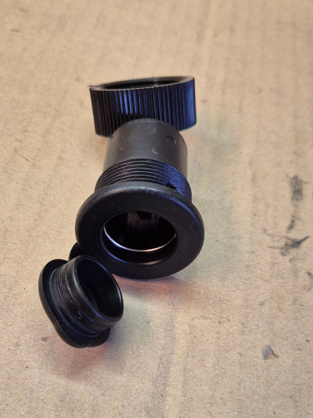 12V Inbouw-aanstekeraansluiting – Nieuw – SUTARS
​, Ophalen