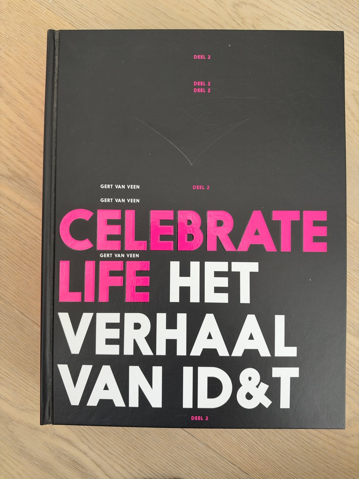 Celebrate Life: Het verhaal van ID&T - Deel 2, Ophalen of Verzenden, Zo goed als nieuw
