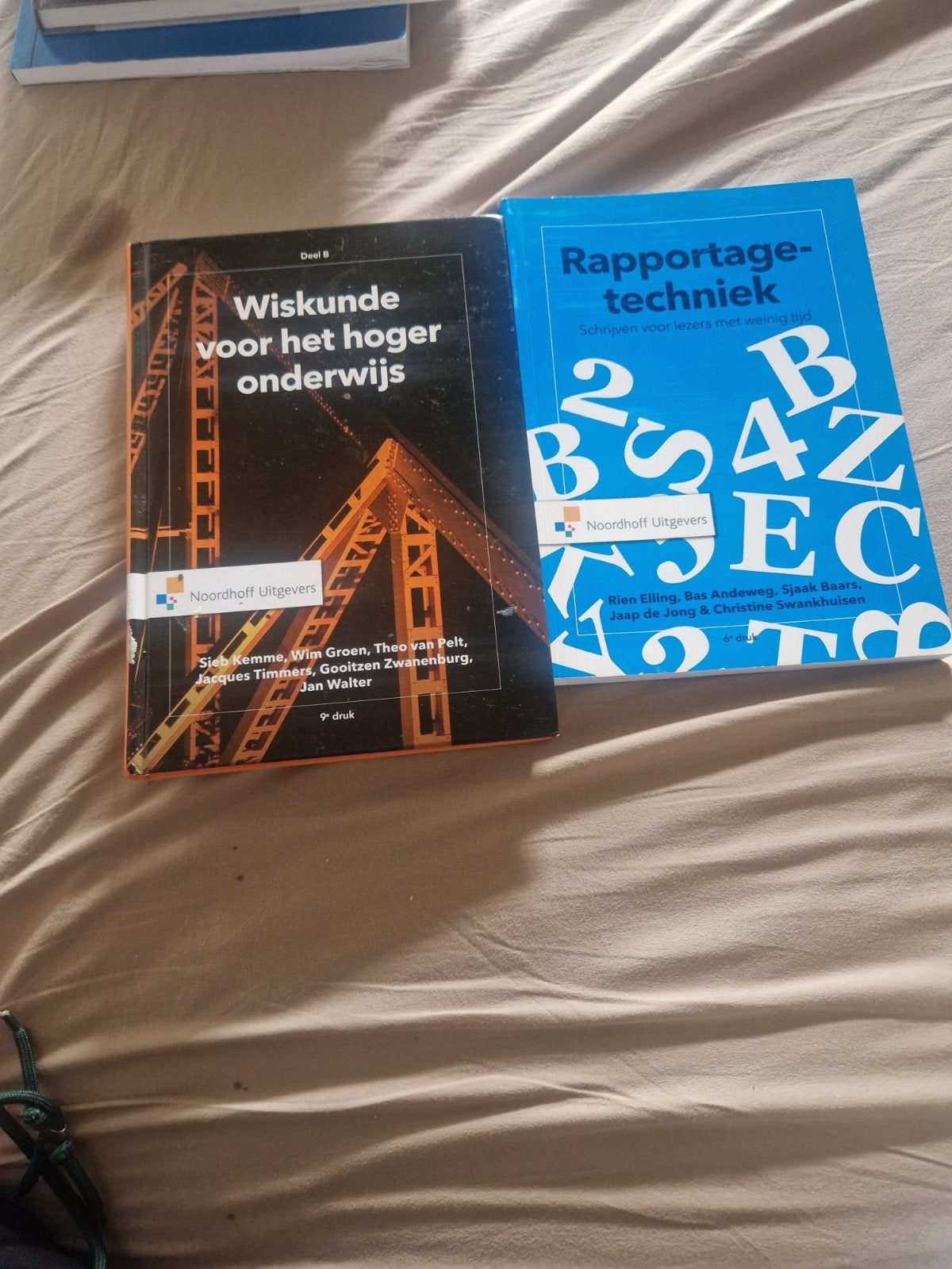 Studieboeken en TI-84 Plus CE-T rekenmachine, Gelezen, Diverse auteurs, Beta, HBO