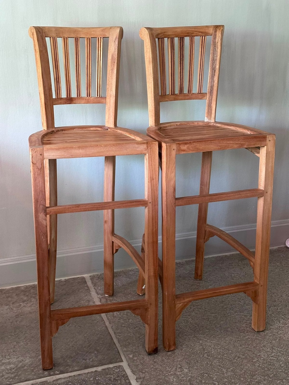 Teak houten barkruk, Ophalen, Zo goed als nieuw, 60 tot 90 cm