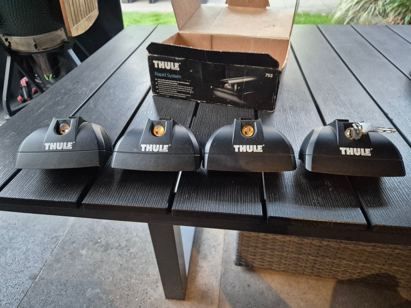 Thule 753 Rapid System voetenset voor dakdragers, Auto diversen, Dakdragers, Ophalen of Verzenden, Gebruikt