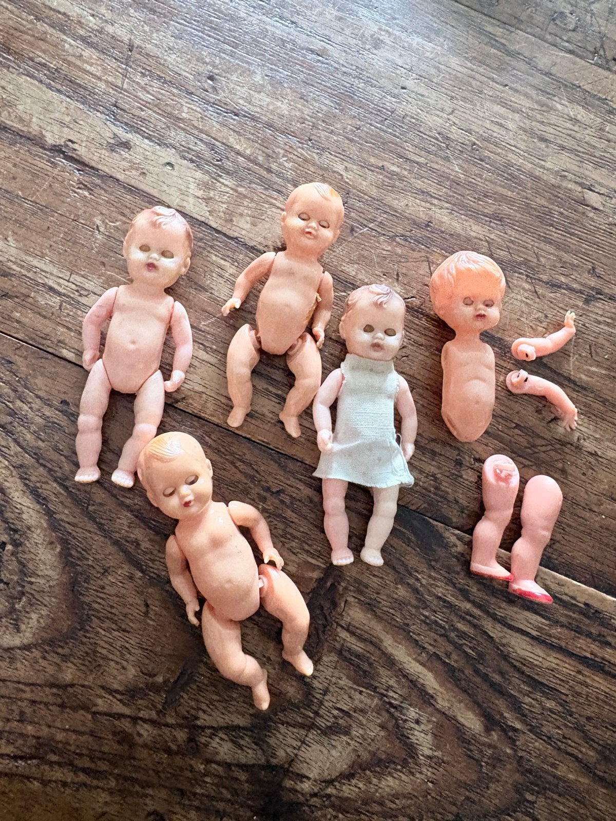 Vintage poppenhuispopjes, jaren ‘50., Verzamelen, Ophalen of Verzenden, Gebruikt, Popje