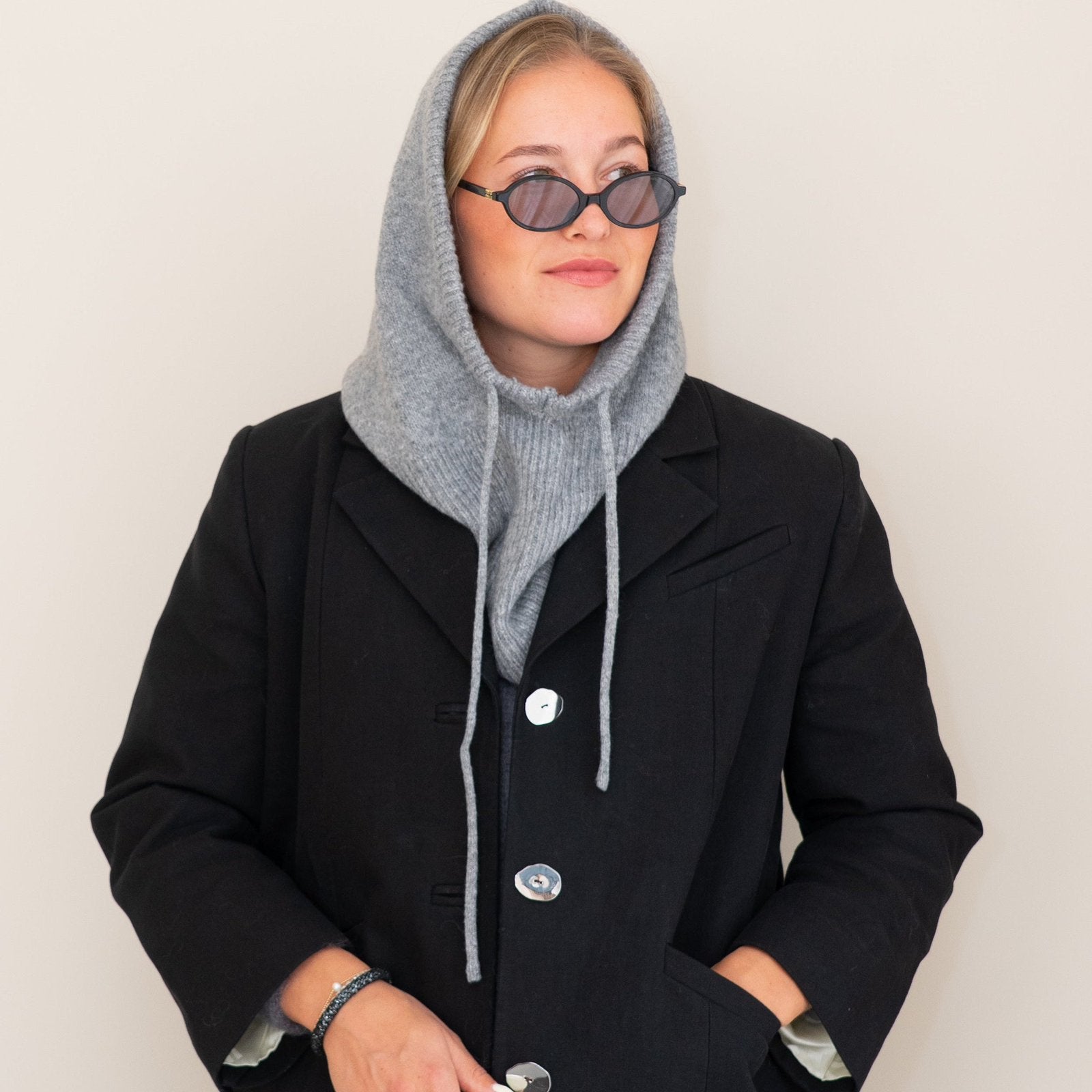 Studio Lavendel Balaclava Grey, wolmix, Ophalen of Verzenden, Nieuw, Muts