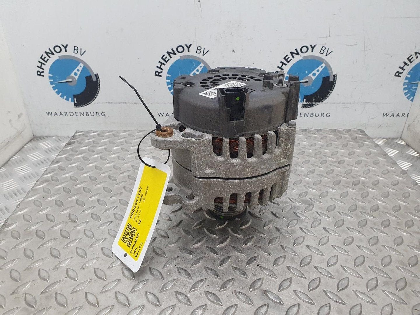 AUDI A6 DYNAMO 2016, Ophalen of Verzenden, Gebruikt, Stiba lid