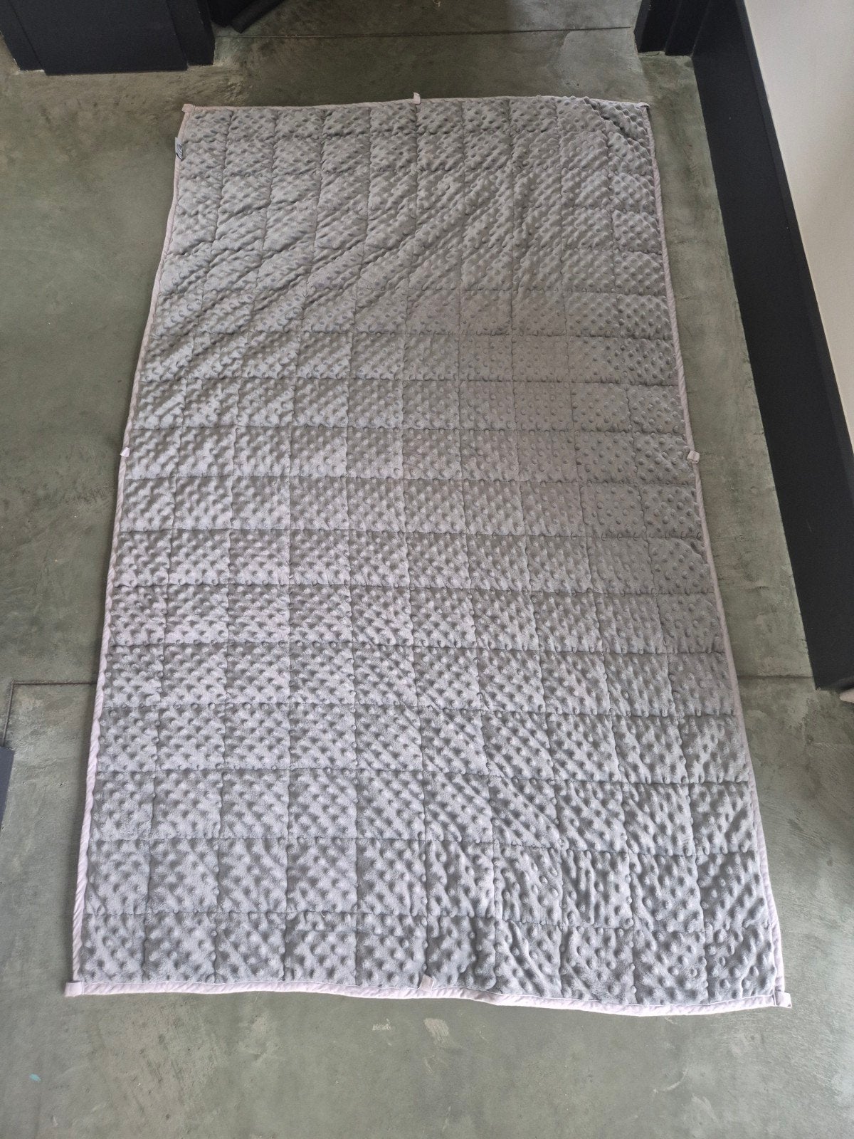 Ella verzwaringsdeken 3.2 kg, 100x150 cm, Ophalen of Verzenden, Gebruikt, Grijs, Textiel