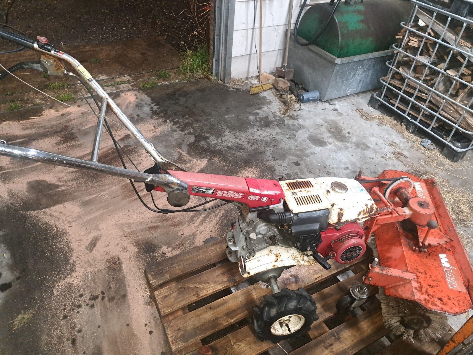 blaadjes? Honda F410 met borstel -  nieuwe riem en gaskabel, Ophalen of Verzenden
