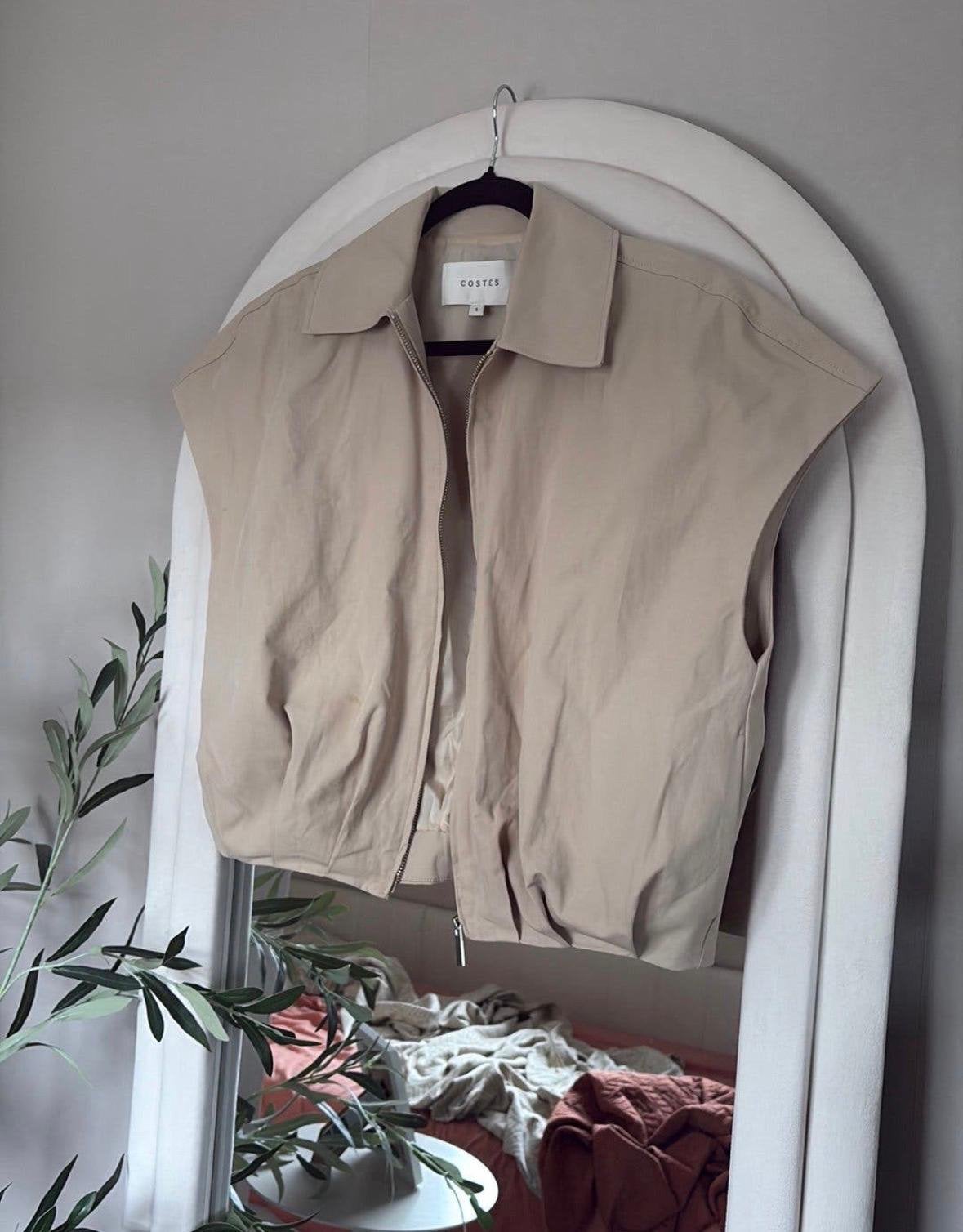 Gilet costes maat s, Ophalen of Verzenden, Gedragen, Maat 36 (S), Beige