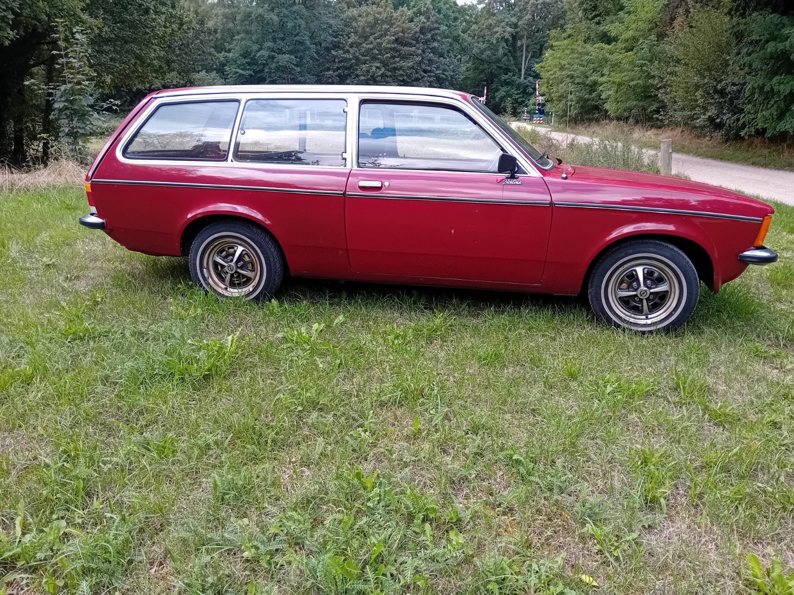 Opel Kadett 1.2 Caravan 1978 Rood, foto 3