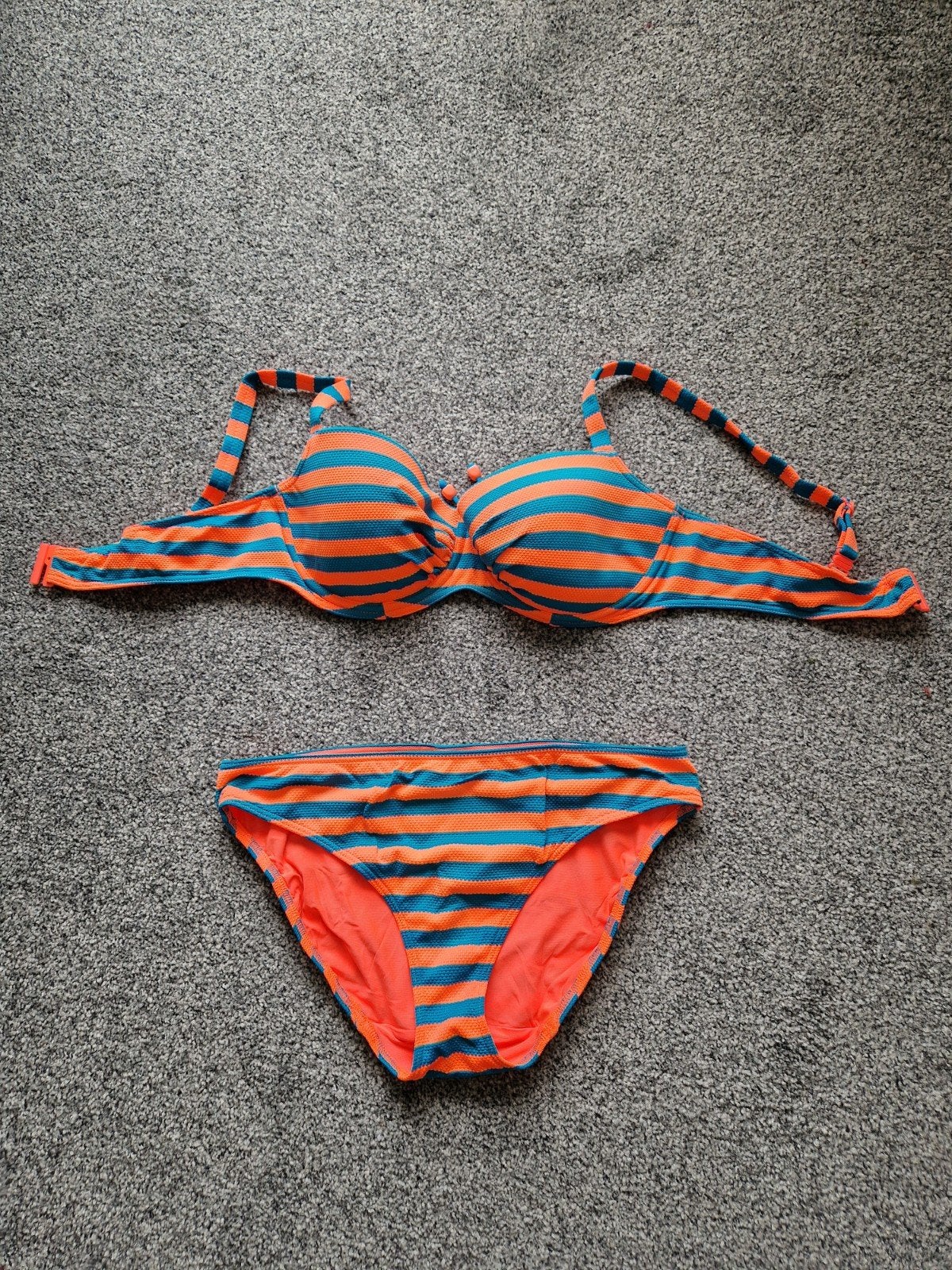 PRIMA DONNA BIKINI GESTREEPT PETROLGROEN/ ORANJE MAAT 85B/40, Oranje, Ophalen of Verzenden, Zo goed als nieuw, Bikini