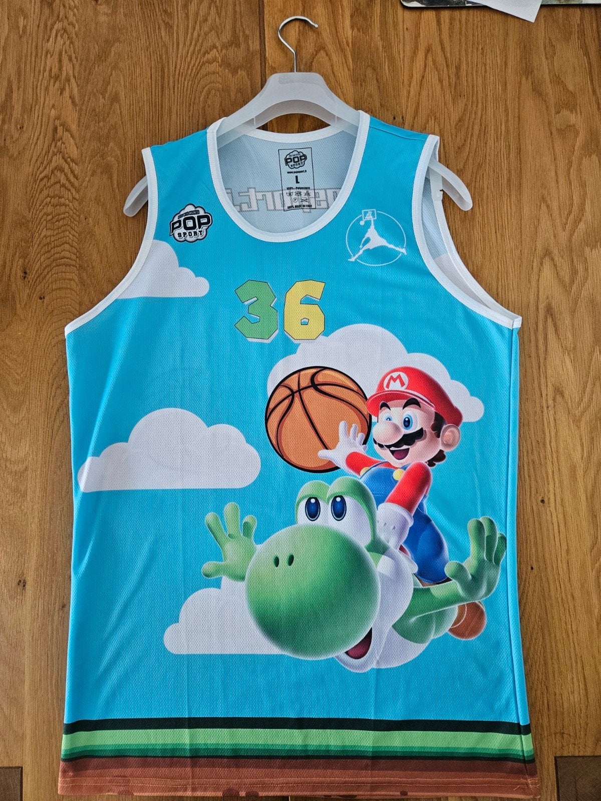Super Mario Slam Ball Basketbal T-shirt Maat L, Ophalen of Verzenden, Zo goed als nieuw, Kleding