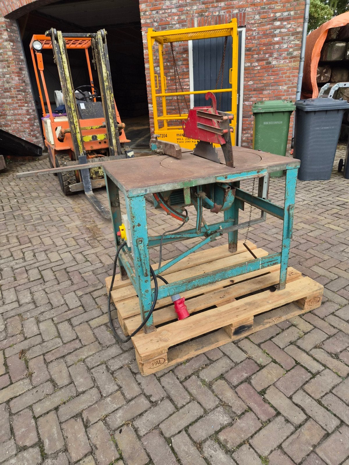 Robuuste Cirkelzaag - Ideaal voor zwaar zaagwerk, Ophalen, Gebruikt, Cirkelzaag, Onbekend
