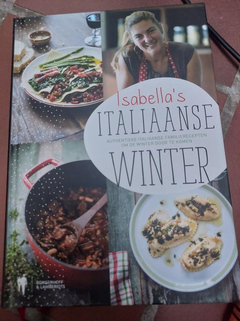 Isabella's Italiaanse Winter - Authentieke familierecepten, Italië, Hoofdgerechten, Ophalen of Verzenden, Zo goed als nieuw