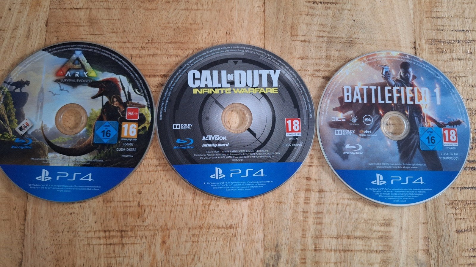 3 PS4 games 10 euro, Online, Gebruikt, Vanaf 18 jaar, Shooter