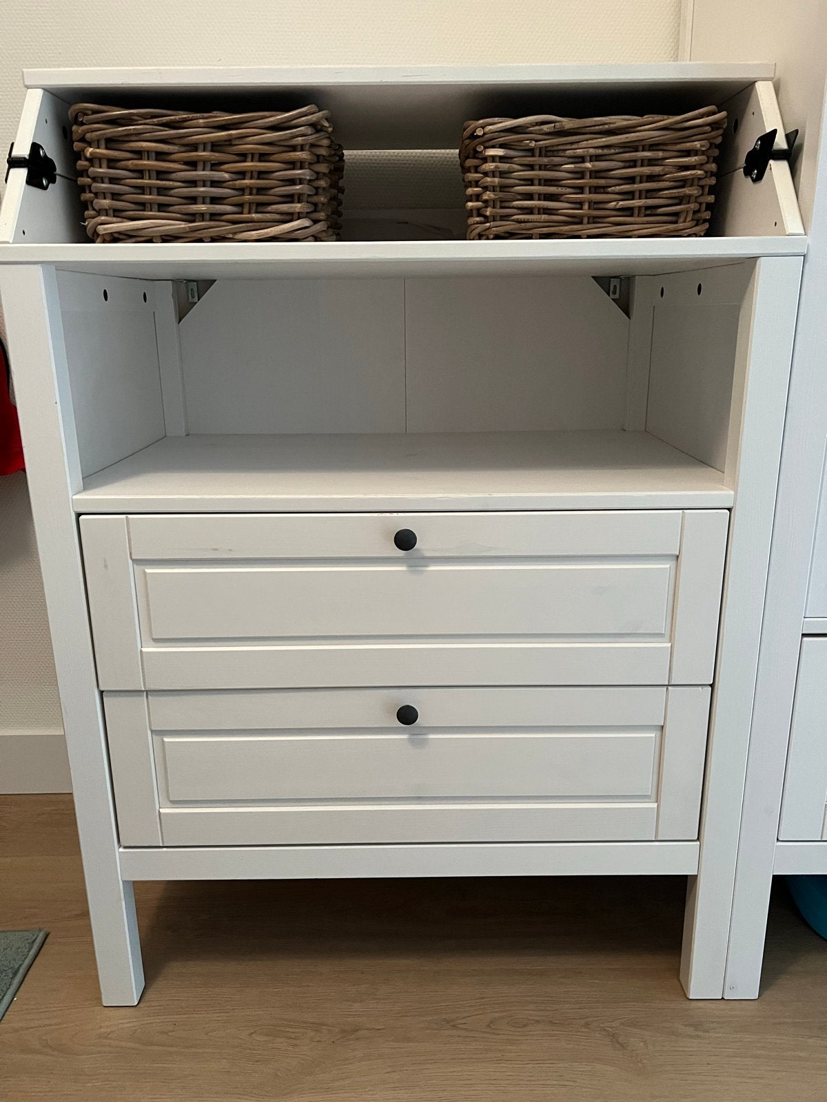 Witte IKEA Sundvik commode met twee lades en opklapbaar blad, Ophalen, Gebruikt, 50 tot 70 cm, 75 tot 100 cm