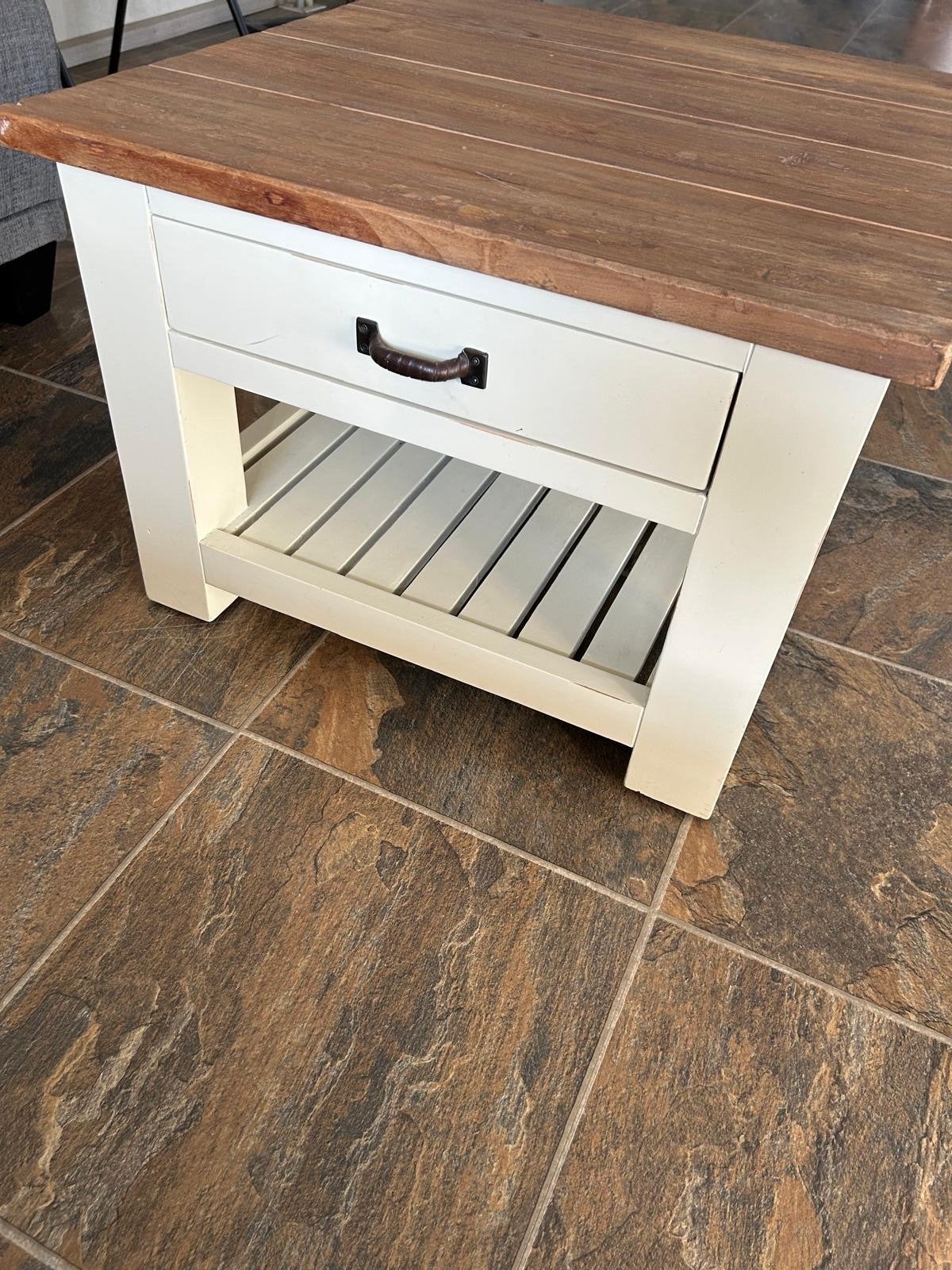2x Salontafel/bijzettafel met dienblad - 65,5x65,5x45cm, Ophalen, Gebruikt, Vierkant, 50 tot 100 cm