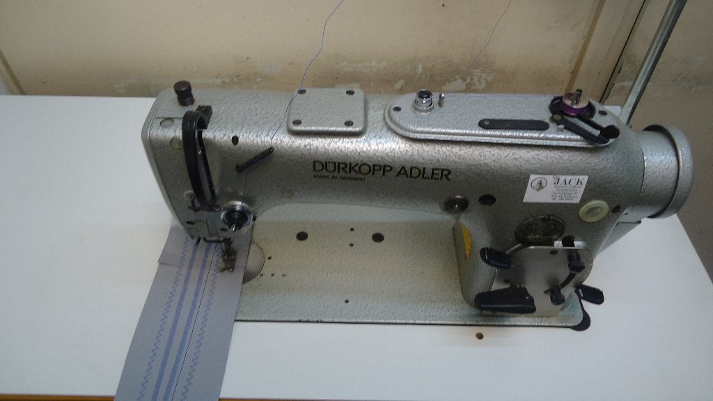 Industrie Naaimachine Durkopp Adler Zig -zag Rechtstikker, Gebruikt, Singer, Ophalen of Verzenden, Naaimachine