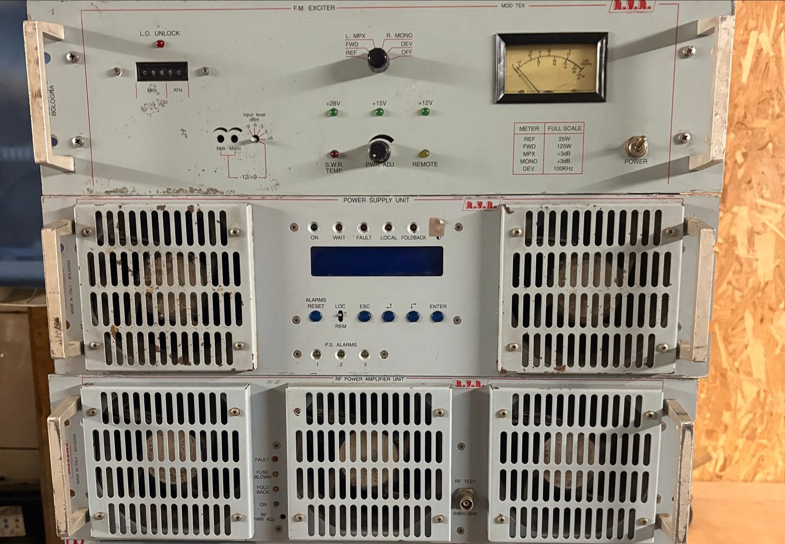 RVR Zender 2 kW met nieuwe voeding en Mosfet, Ophalen, Gebruikt, Zender