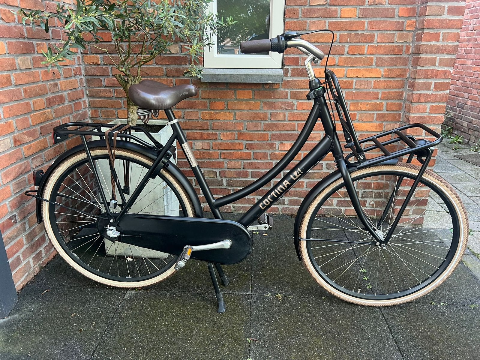 Cortina U4 Original Dames/Meisjesfiets Transport 28 inch 57c, Terugtraprem, 53 tot 56 cm, Versnellingen, Zo goed als nieuw