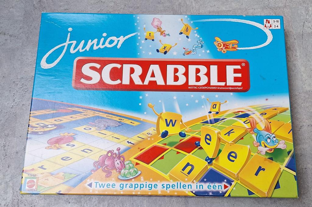 Scrabble junior van Mattel, Ophalen of Verzenden, Zo goed als nieuw
