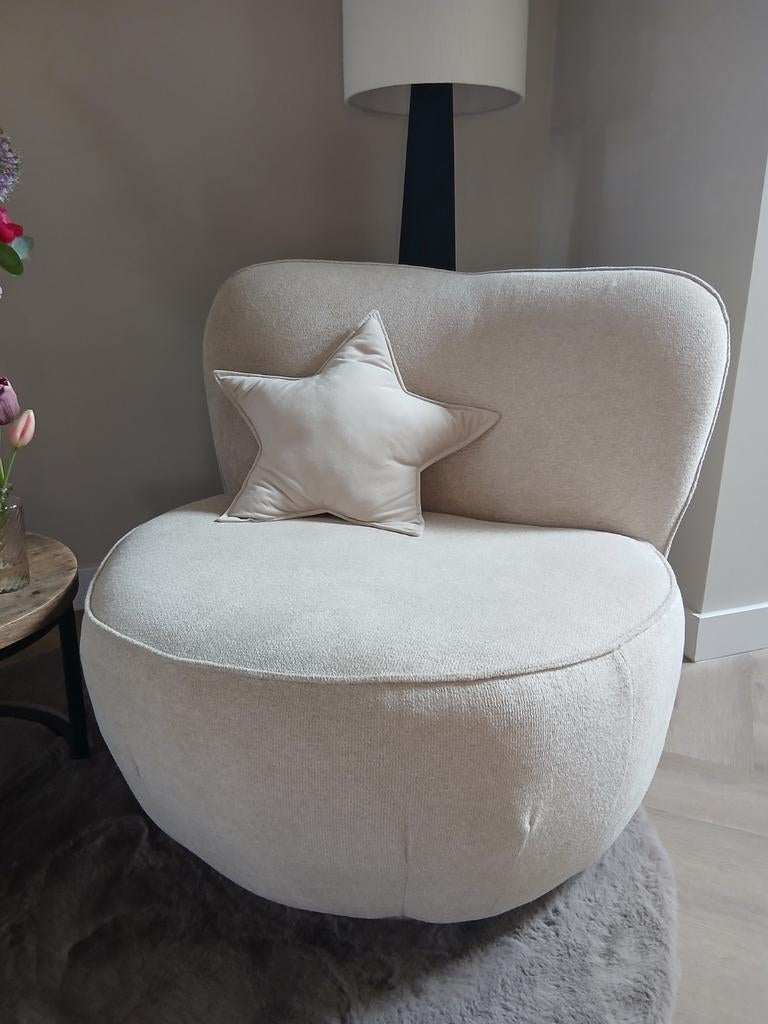 Fauteuil Bunny beige boucle, Ophalen, Zo goed als nieuw