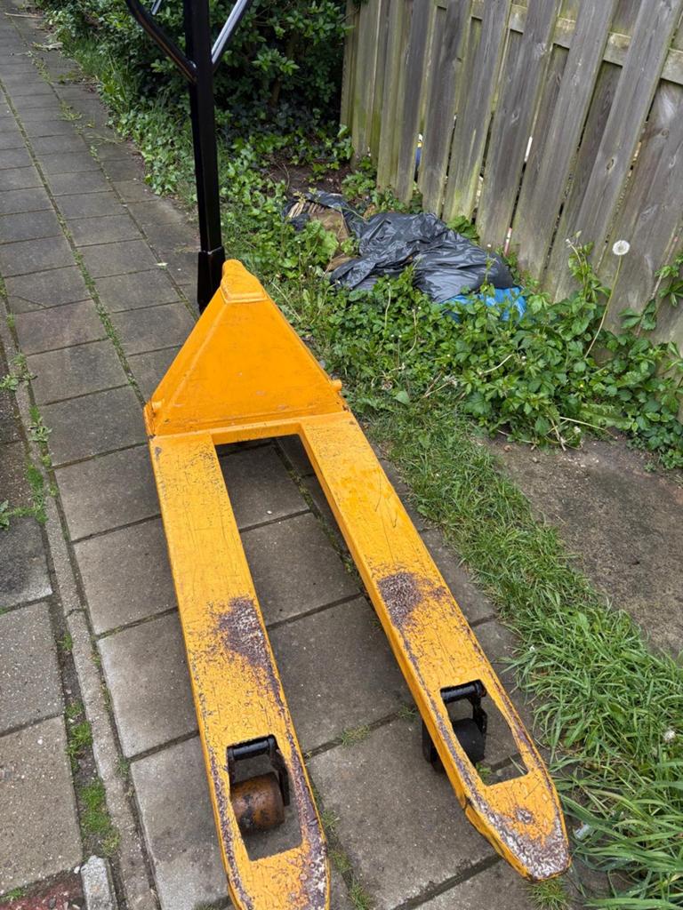 Gebruikte Palletwagen - Handpompwagen, Doe-het-zelf en Verbouw, Transportwagens, Zo goed als nieuw, Ophalen of Verzenden