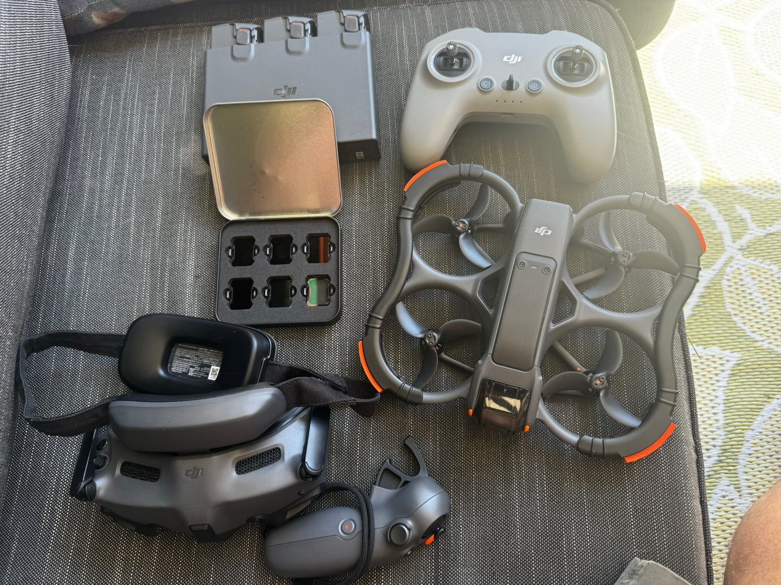 DJI Avata 2 Complete fly more Set,  Zo goed als nieuw, Ophalen of Verzenden, Zo goed als nieuw