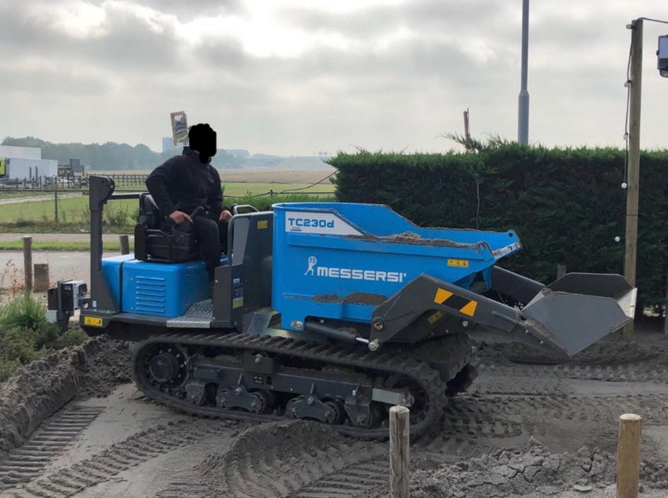Rups dumper massersi, Ophalen, Grondbewerking