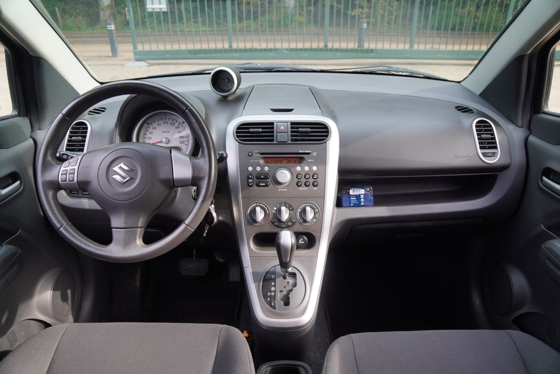 Suzuki Splash 1.2 Exclusive AUTOMAAT AIRCO TREKHAAK LM VELGE, Elektrische ramen, 4 cilinders, Origineel Nederlands, Bedrijf