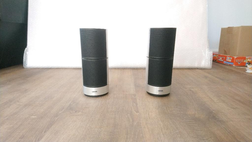 loewe concertos, Zo goed als nieuw, Minder dan 60 watt, Front, Rear of Stereo speakers, Ophalen