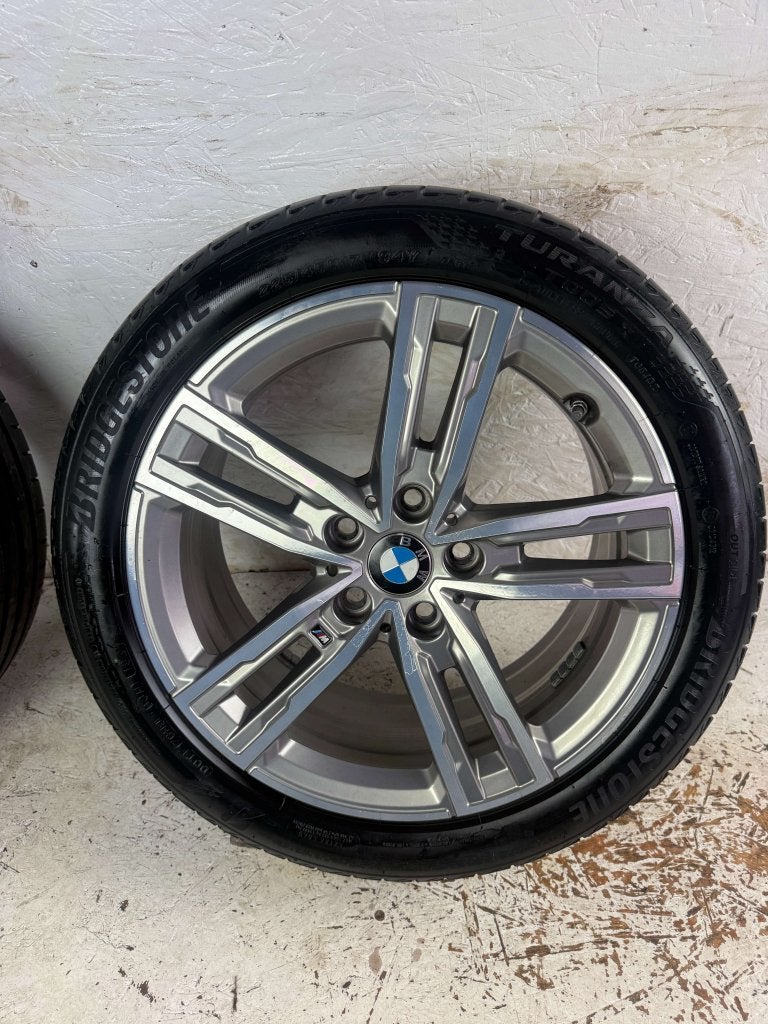Originele BMW 1 2-Serie velgen 17" 5x112 Style 550M zomerset, Niet ingevuld, Gebruikt, Banden en Velgen, Niet ingevuld