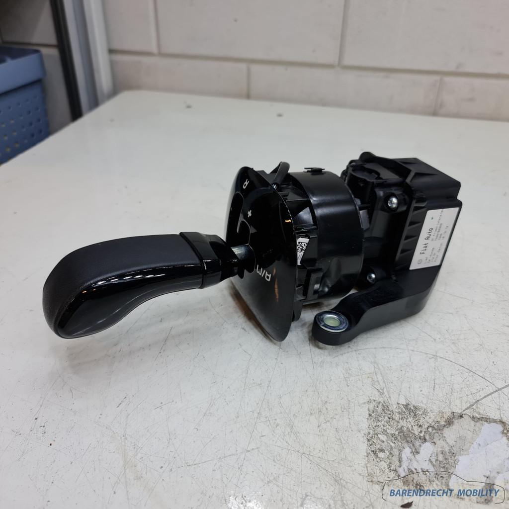 Selectiehendel Fiat Panda III 3 pook automaat schakelmechani, Auto-onderdelen, Transmissie en Toebehoren, Gebruikt, Stellantis Europe S.p.A.