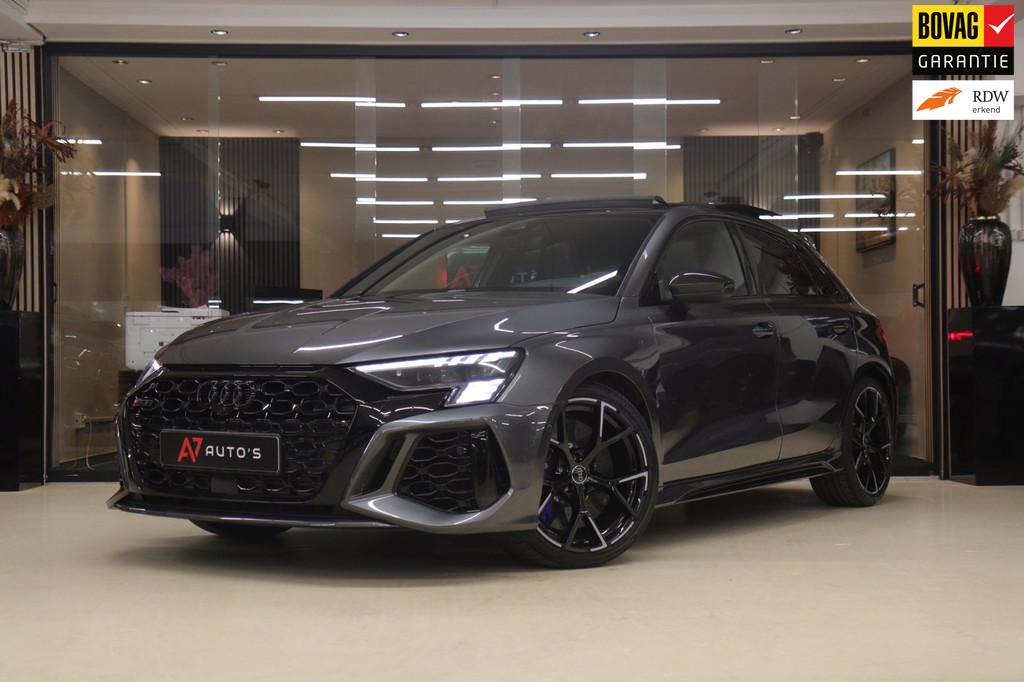Audi A3 Sportback 2.5 TFSI RS 3 quattro HULK PANO/KERAMISCH/, Automaat, Gebruikt, Euro 6, RS3
