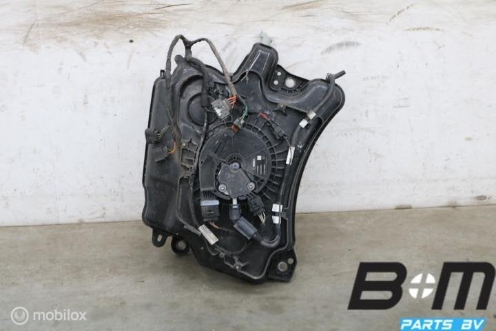 Ad Blue tank met pomp VW Golf 8 5Q0131877T, Gebruikt